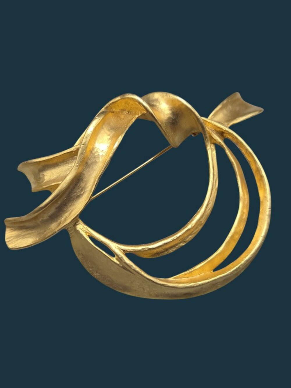 KJL Large Stylized Ribbon Brooch Brushed Gold Plated Vintage 1980s Statement
